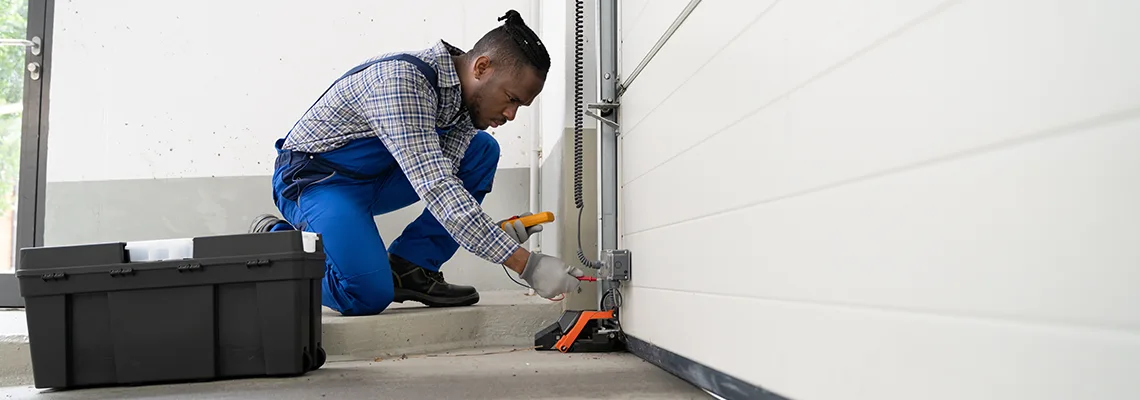 Repair Garage Door Not Closing But Light Flashing in Crystal Lake, IL